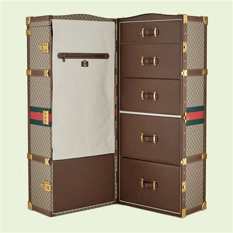 gucci trunk